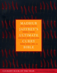 Book cover of Madhur Jaffrey's Ultimate Curry Bible by Madhur Jaffrey