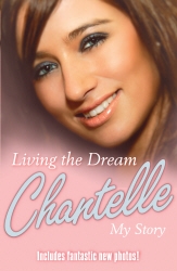Book cover of Living the Dream by Chantelle Houghton