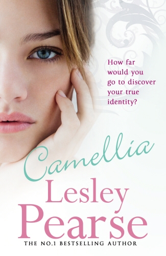 Book cover of Camellia by Lesley Pearse