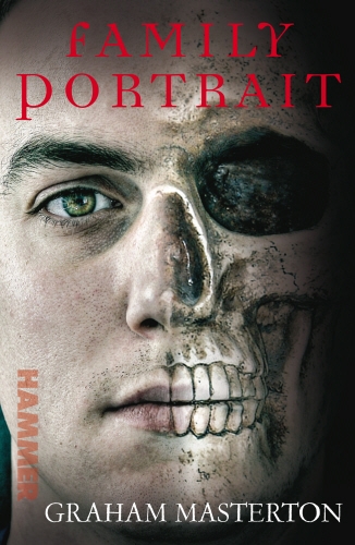 Book cover of Family Portrait by Graham Masterton