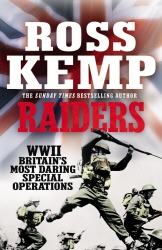 Book cover of Raiders by Ross Kemp