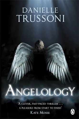 Book cover of Angelology by Danielle Trussoni