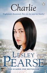 Book cover of Charlie by Lesley Pearse
