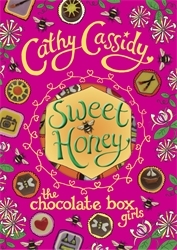 Book cover of Chocolate Box Girls: Sweet Honey by Cathy Cassidy