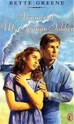 Book cover of Summer of My German Soldier by Bette Greene