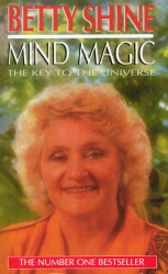 Book cover of Mind Magic by Betty Shine