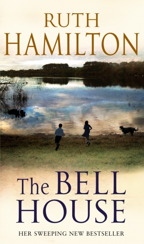 Book cover of The Bell House by Ruth Hamilton