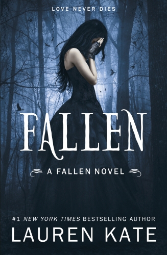 Book cover of Fallen by Lauren Kate
