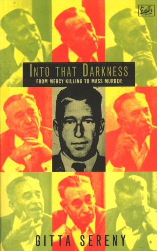 Book cover of Into That Darkness by Gitta Sereny