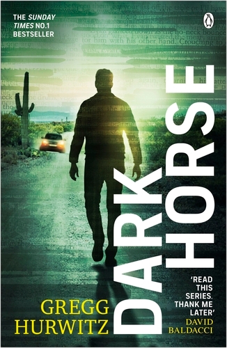Book cover of Dark Horse by Gregg Hurwitz