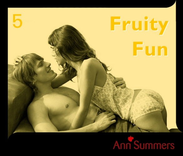 Book cover of Fruity Fun by Ann Summers