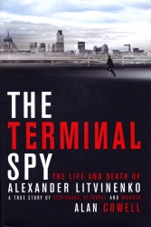Book cover of The Terminal Spy by Alan Cowell