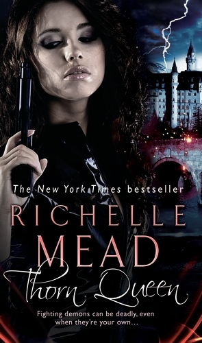 Book cover of Thorn Queen by Richelle Mead