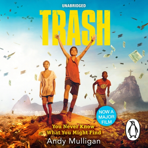 Book cover of Trash by Andy Mulligan