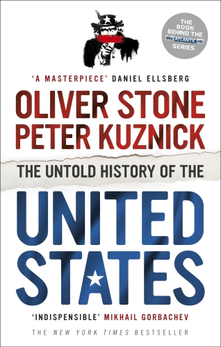 Book cover of The Untold History of the United States by Oliver Stone, Peter Kuznick