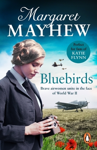 Book cover of Bluebirds by Margaret Mayhew