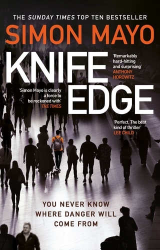 Book cover of Knife Edge by Simon Mayo