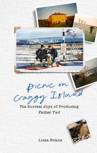 Book cover of Picnic on Craggy Island by Lissa Evans