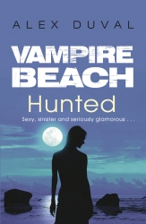 Book cover of Vampire Beach: Hunted by Alex Duval