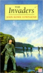Book cover of The Invaders by John Rowe Townsend
