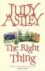 Book cover of The Right Thing by Judy Astley