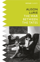 Book cover of The War Between the Tates by Alison Lurie