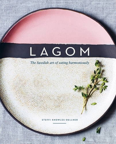 Book cover of Lagom by Steffi Knowles-Dellner