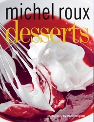 Book cover of Desserts by Michel Roux