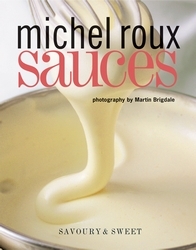 Book cover of Sauces by Michel Roux