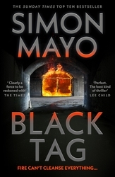 Book cover of Black Tag by Simon Mayo