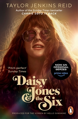 Book cover of Daisy Jones and The Six by Taylor Jenkins Reid