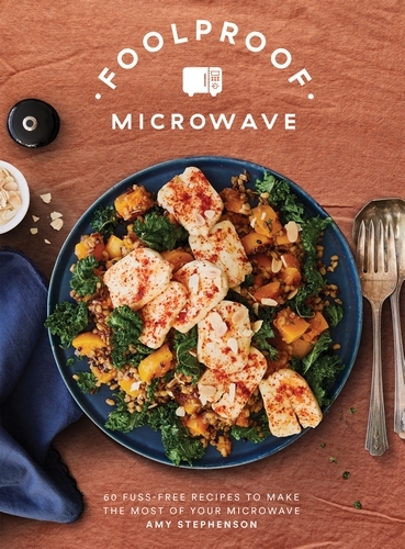 Book cover of Foolproof Microwave by Amy Stephenson