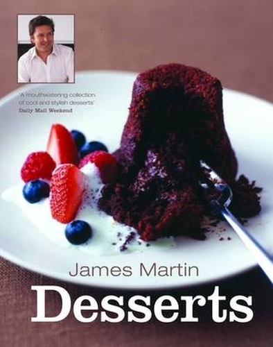 Book cover of James Martin Desserts by James Martin