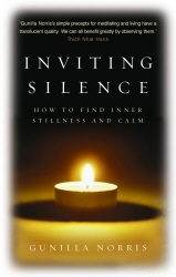 Book cover of Inviting Silence by Gunilla Norris
