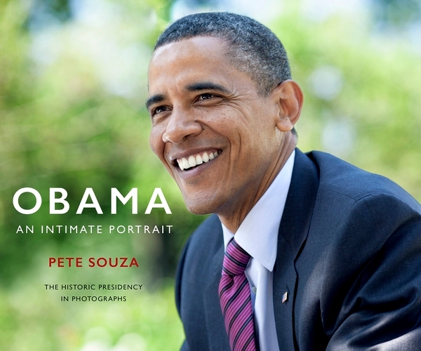 Book cover of Obama: An Intimate Portrait by Pete Souza