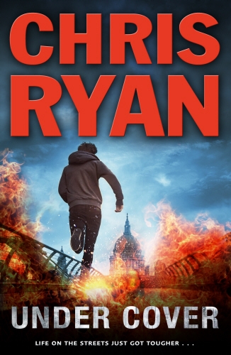 Book cover of Under Cover by Chris Ryan