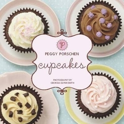 Book cover of Cupcakes by Peggy Porschen