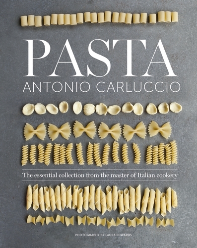 Book cover of Pasta by Antonio Carluccio
