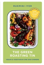 Book cover of The Green Roasting Tin by Rukmini Iyer