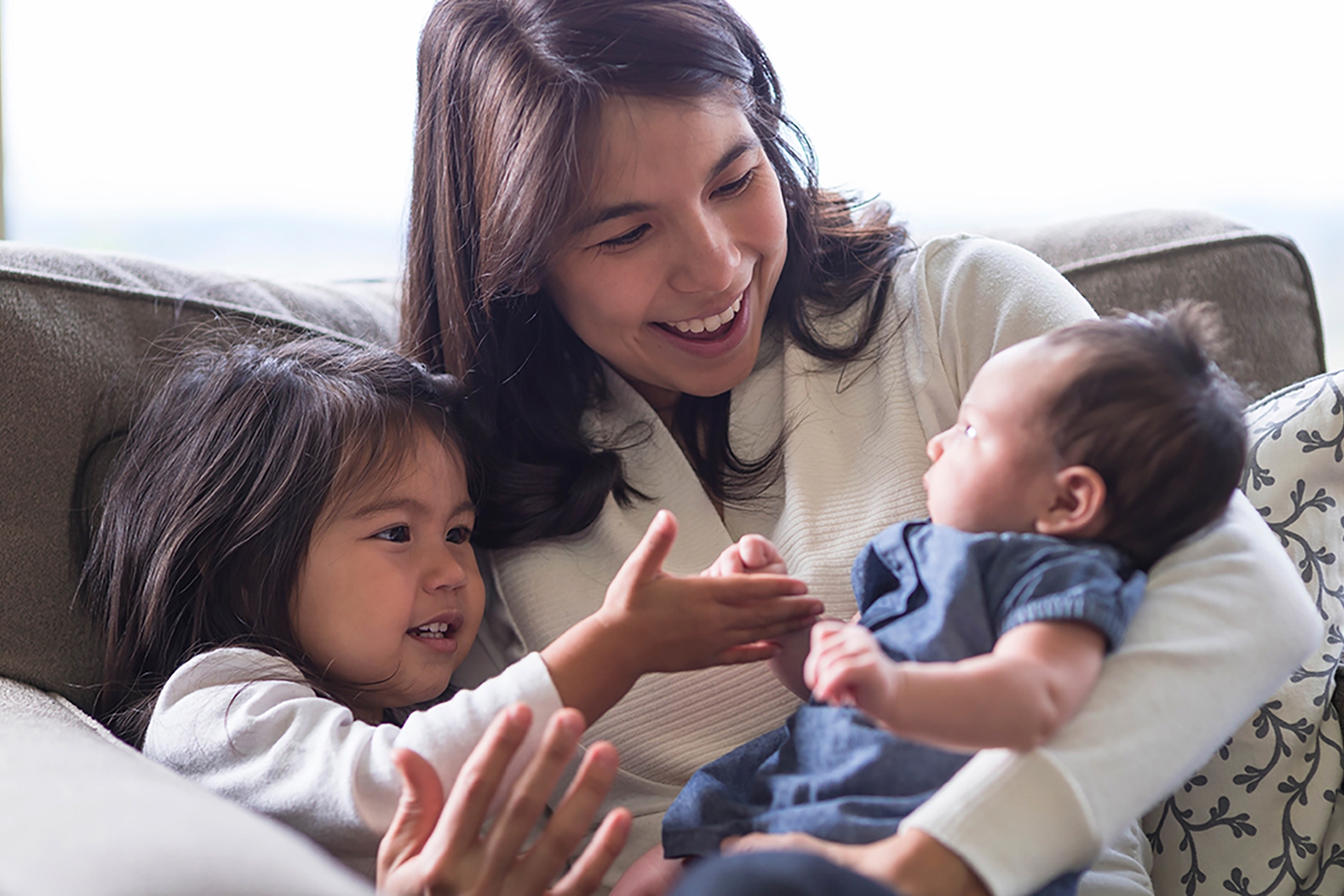 Best books to read when a new sibling is on the way