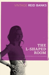 Book cover of The L-Shaped Room by Lynne Reid Banks