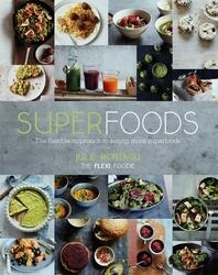 Book cover of Superfoods by Julie Montagu